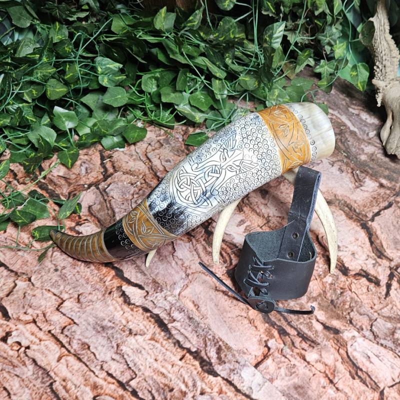 Mjolnir and Vegvisir Drinking Horn w/ holder