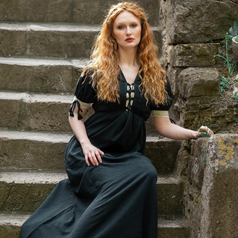 Medieval Noble Dress Denise