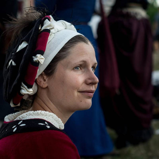 What Is LARP? The Complete Beginner's Guide to Live Action Role Playing, Clothing, and Gear