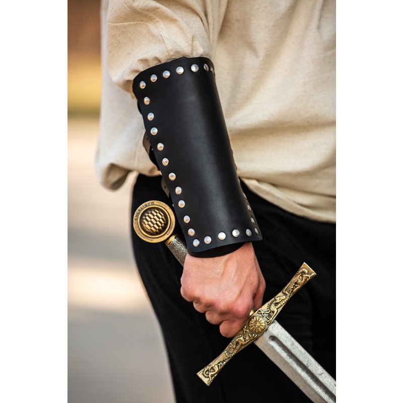 Mar Leather Bracers (Pair) — 4-Buckle Adjustable, 23×17 cm - Product image 2