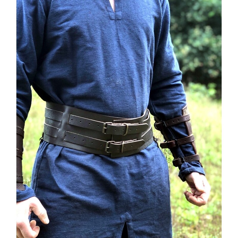 Solveig Viking Leather Belt — 11 cm Wide with Brass Buckles