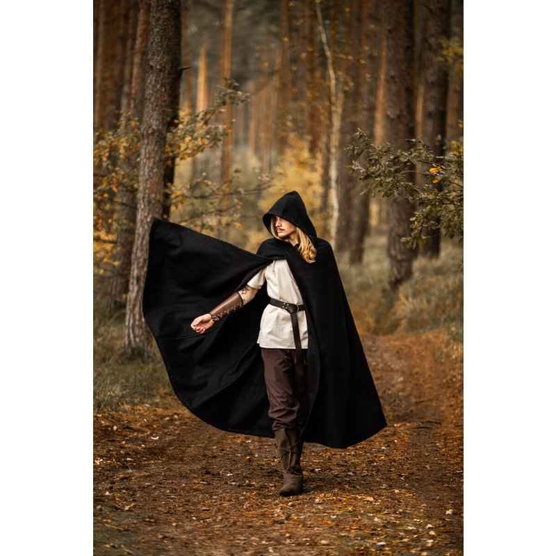 Thorian Hooded Wool Cloak