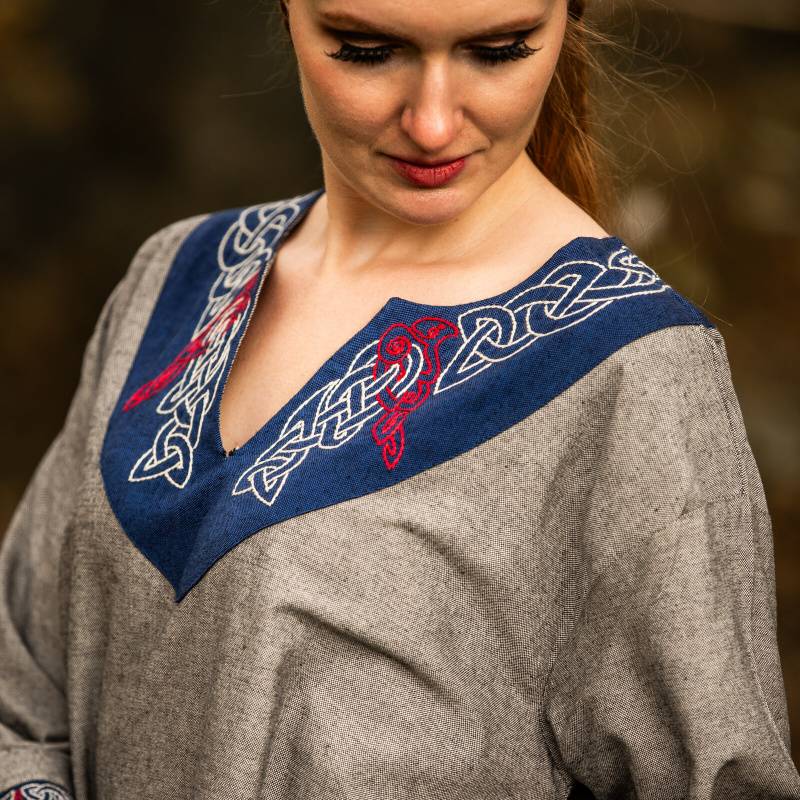 Freydis Deluxe Viking Tunic