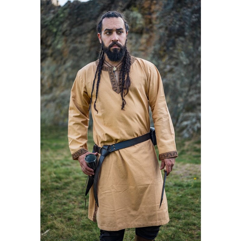 Halvor-Style Tunic with Decorative Border