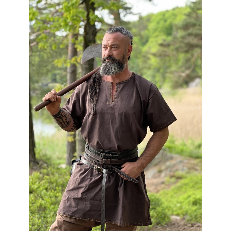 Viking Theobald Short-Sleeve Embroidered Tunic