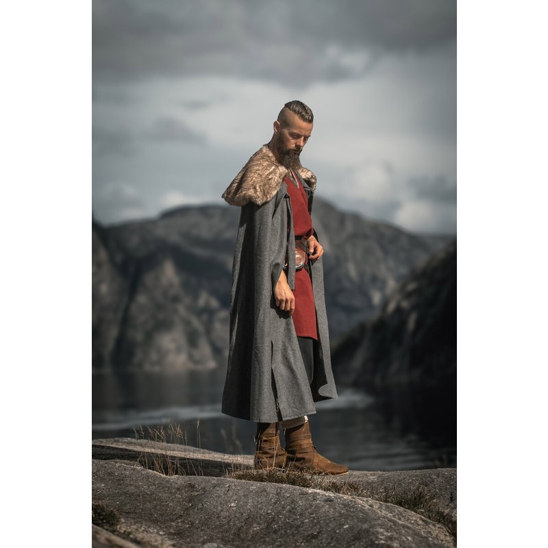 Viking Cloak Janne with Faux Fur Trim - Product image 3