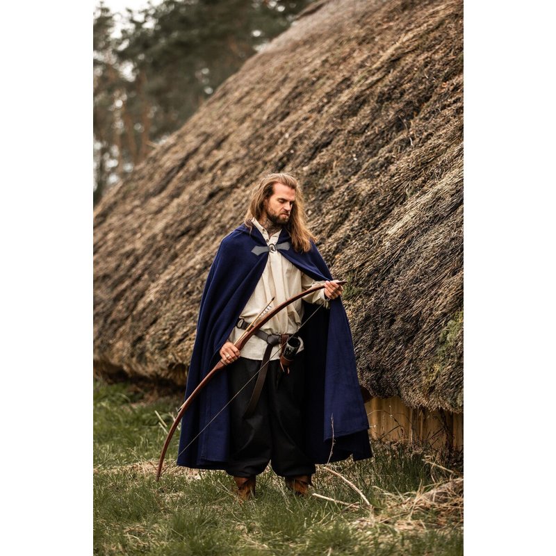 Tjark Wool Cloak with Wolf Clasp