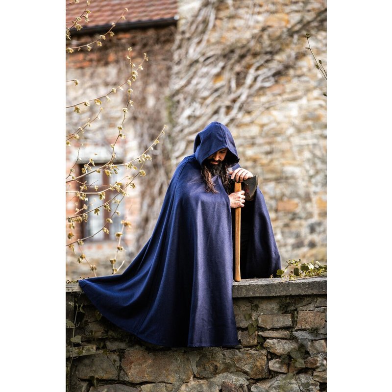 Ilmar Wool Cloak with Hood and Decorative Brooch - Product image 2